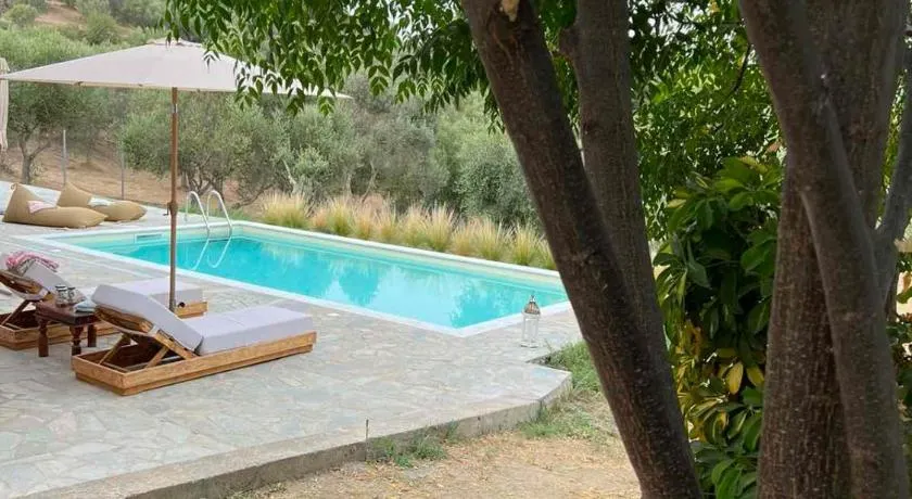 DOBRINO TRADIZIO Peloponnese Villa - Image 1