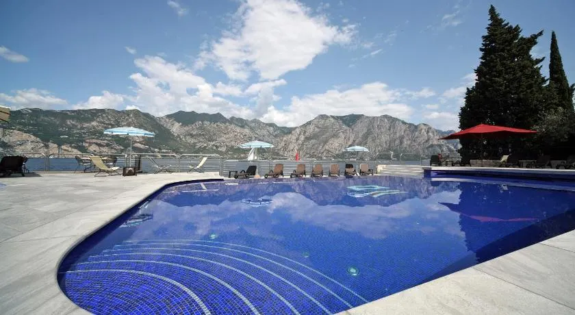 Hotel Sailing Center - Image 1