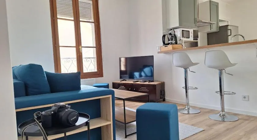 Apartment for 6 people CDG and Asterix parc - Image 1