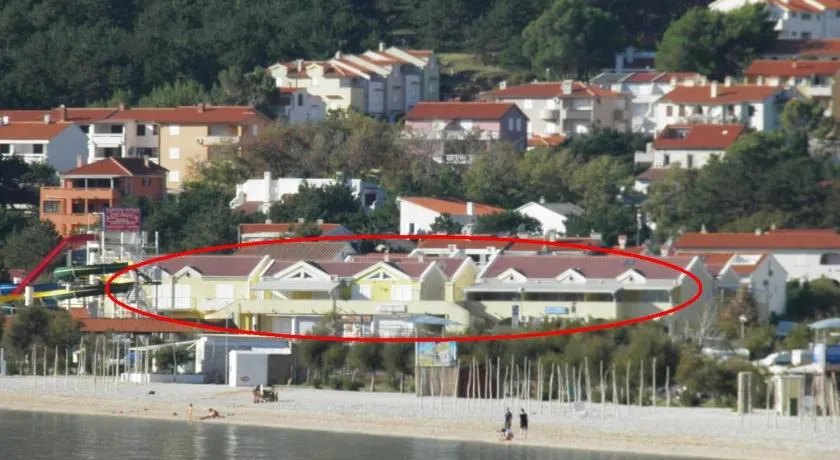 Apartment Pintar Beach - Image 1