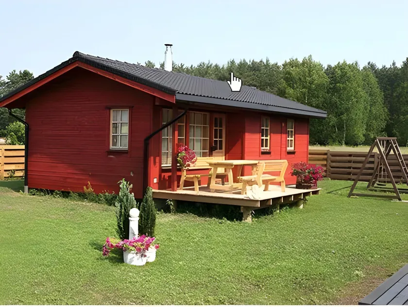 Love Island Guesthouse - Image 1
