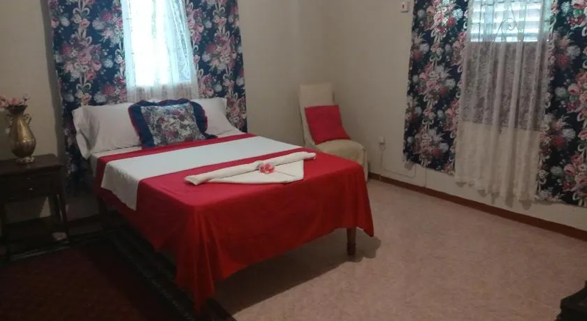 Royal Ridge Villa - Image 1