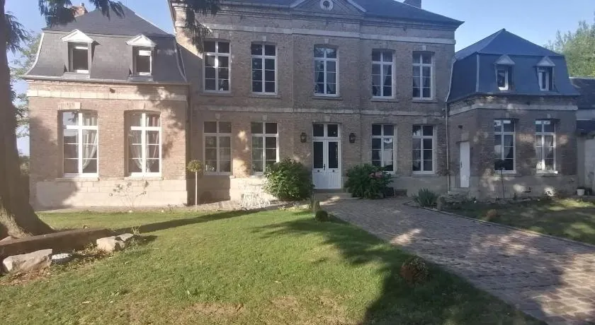 Château de bonneville Picardie - Image 1