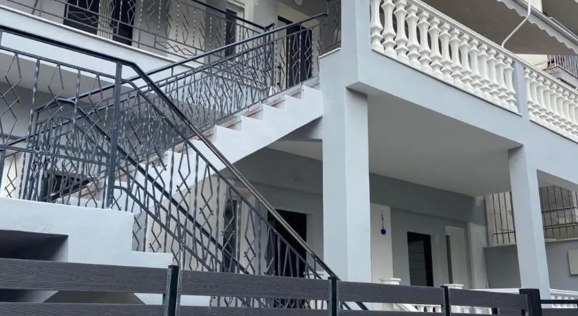 Ifos Apartments - Image 1