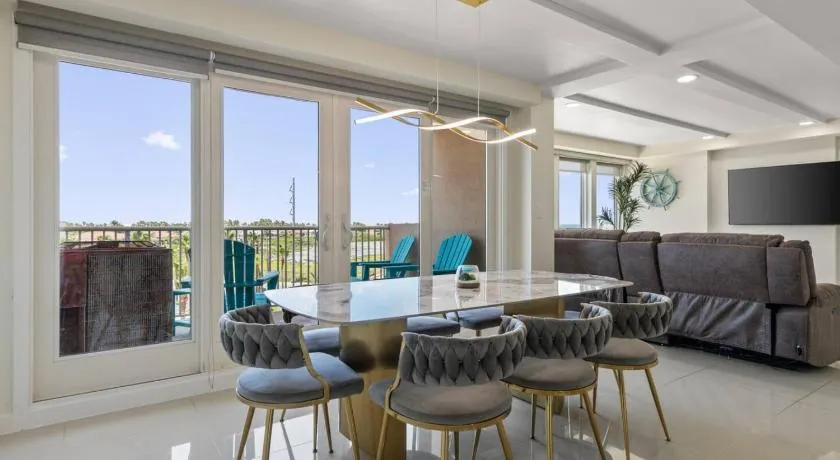 The Zen Side at Solare Tower - Image 1