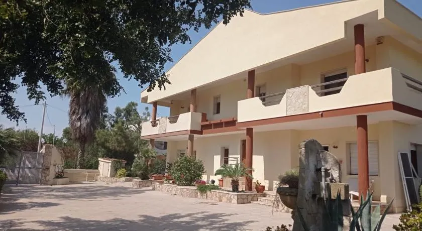 Villa Italia - Image 1