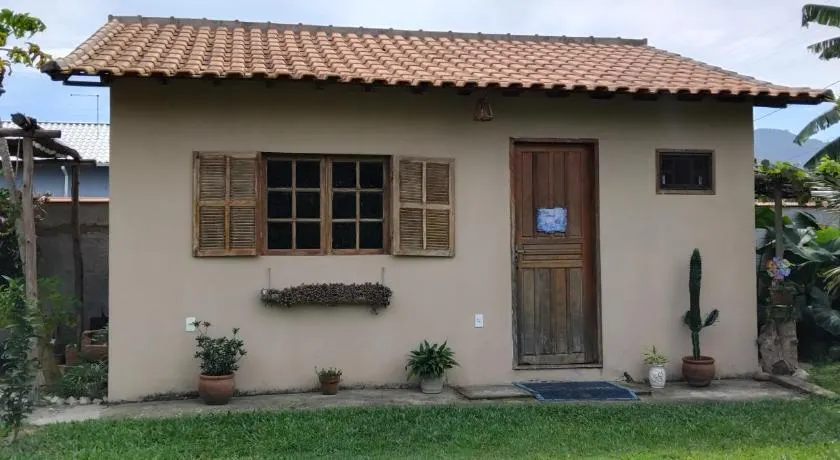 Suíte Recanto dos Pinheiros - Image 1