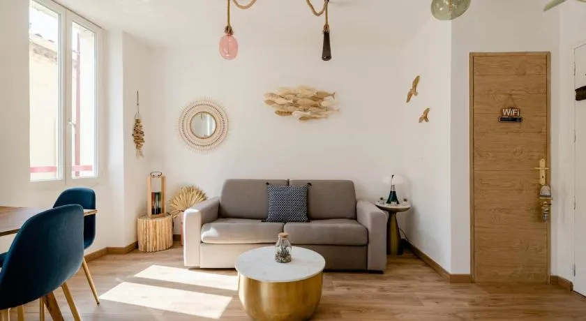 Appartement le Quai du Port Cassis parking clim - Image 1