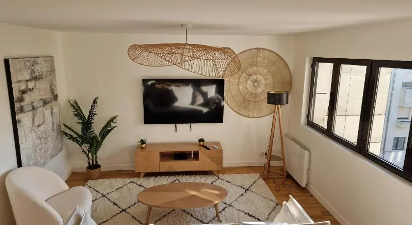 Appartement Enghien-les-Bains à 7 min du Casino Barrière - Image 1