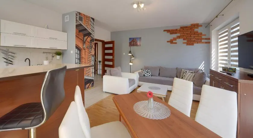Lodz4rent - PIOTRKOWSKA CENTRUM - Premium Apartment 9,5 - GARAŻ - HOPA LUPA - Image 1