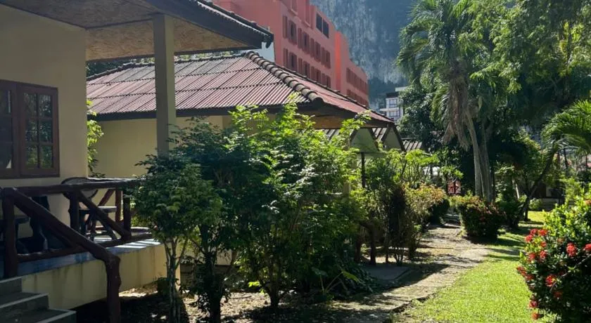 Adam Bungalows - Image 1