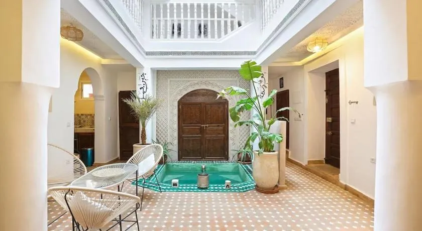 Riad El Khir en centre ville rooftop et bassin - Image 1