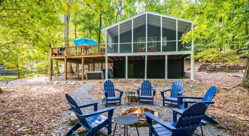 Secluded and Spacious Cabin Newly Renovated with Hot Tub, Fire Pit, Deck and Grill - the Perfect Get - Image 1