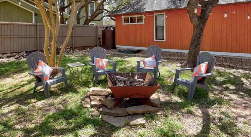 Lake Travis Retreat with Spacious Outdoor Areas - Image 1