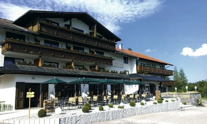 Löwen - Ihr Familienhotel im Allgäu - Image 1