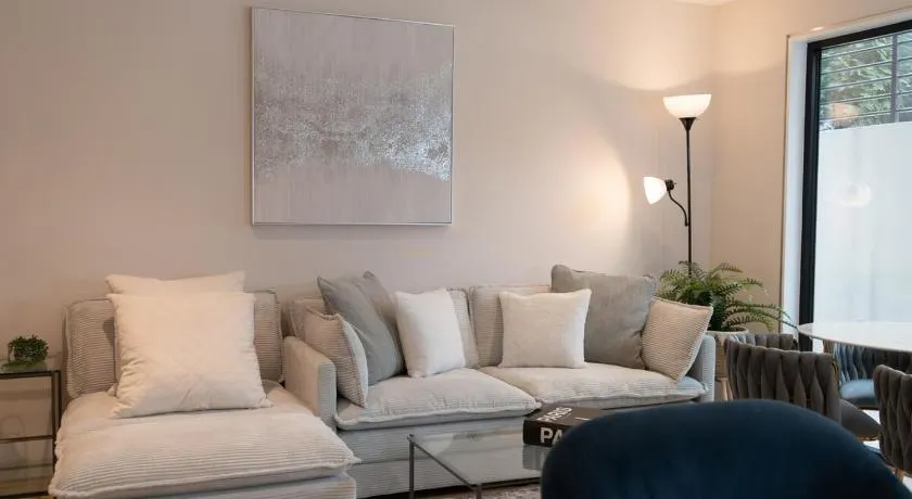 Cozy Basement in Arlington - Image 1
