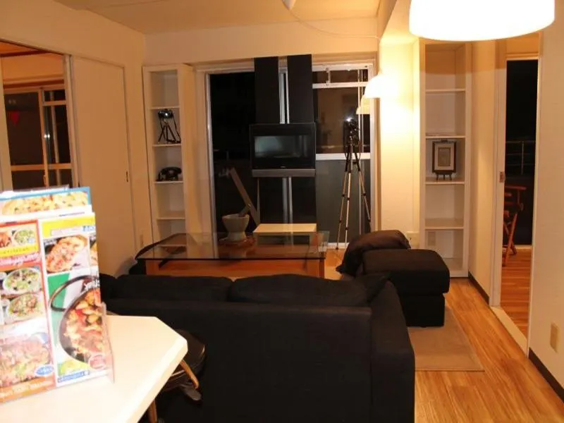 Central Osaka Hostel - Image 1