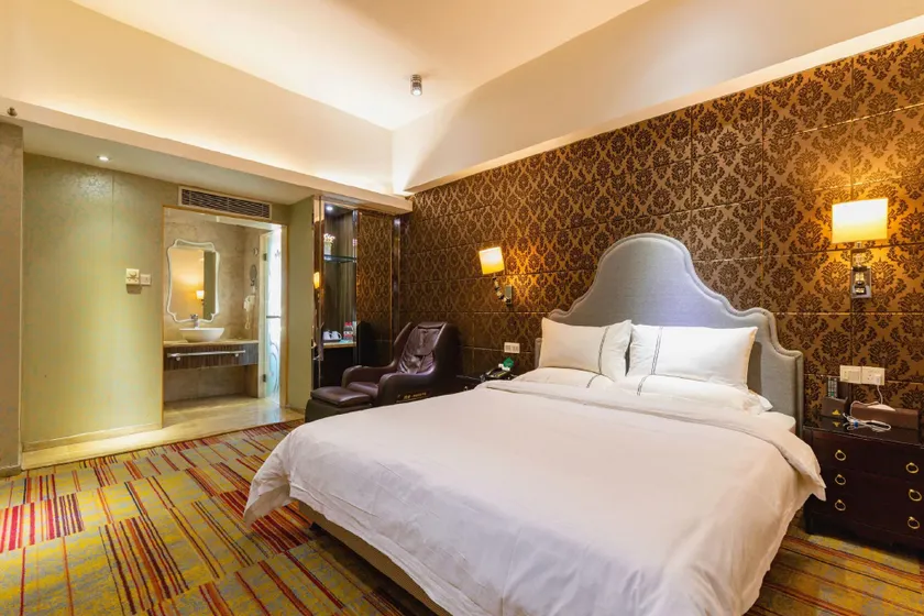 Xinyi Hotel - Image 1