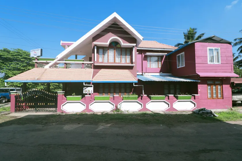 Flintstone Home - Image 1