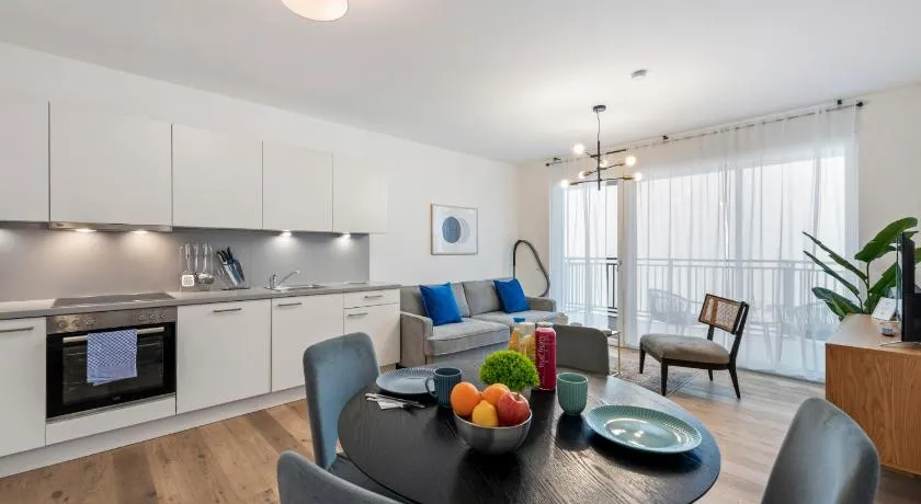 Vienna Hills Living - Image 1