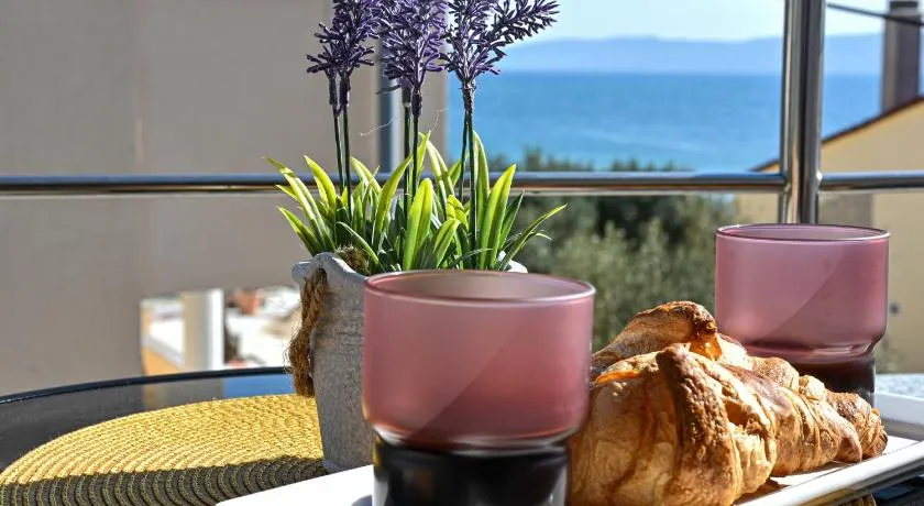 apartmani sukošan - Image 1