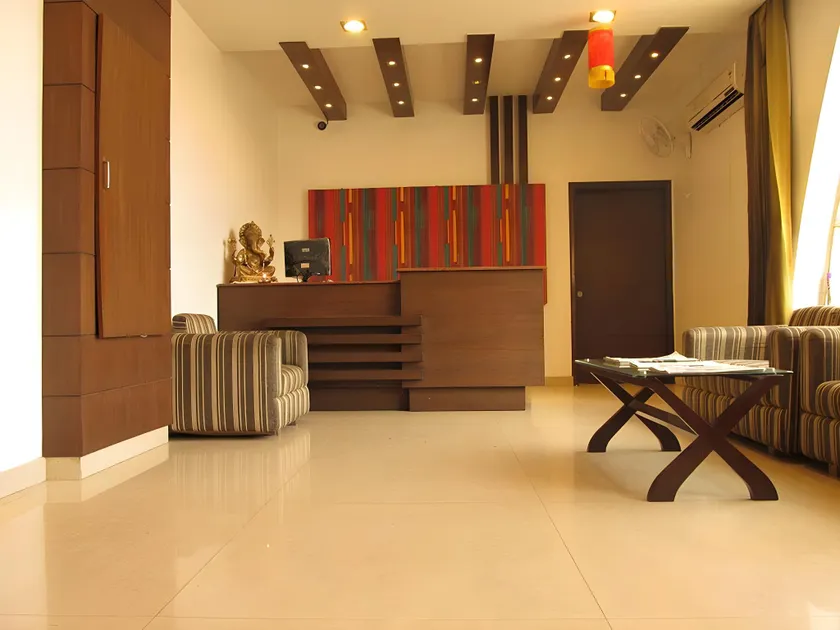 OYO 38209 TownHouse Hotel Ashirwad International - Image 1
