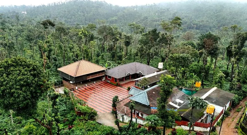 Coffee Crown Homestay - 1km to Falls, Estate, Home Food - Image 1