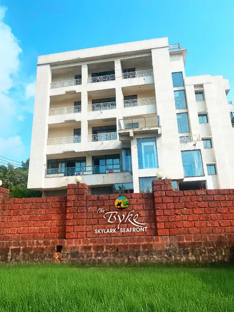 The Byke Skylark Seafront Resort, Dapoli - Image 1