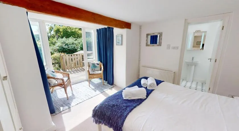 Georgeham Windsor Cottage 3 Bedrooms - Image 1