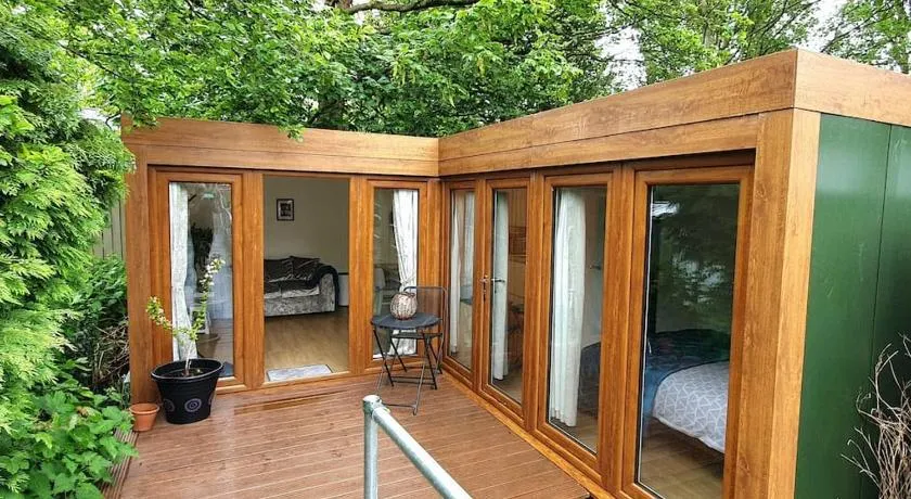 Private Self Contained Annex/Cabin - Image 1