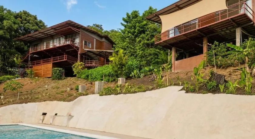 Mar Y Selva Ecolodge - Image 1