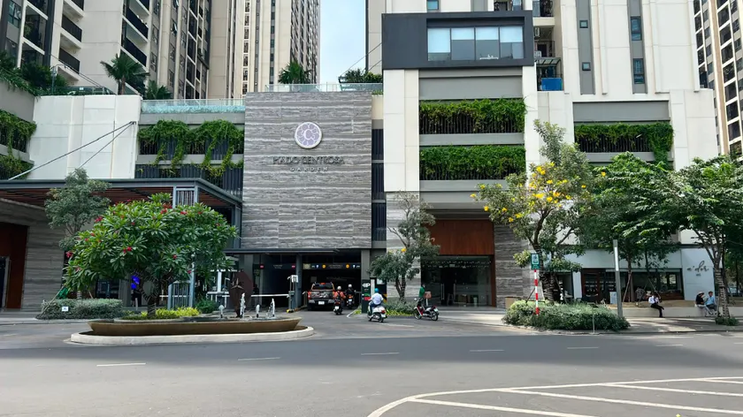Ha Đo Centrosa - Minimalism at City Center - Image 1