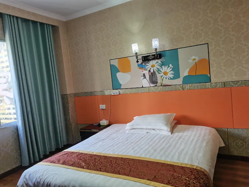 Wangfu Business Hotel (Wushan Lesser Three Gorges Tourist Center Branch) - Image 1