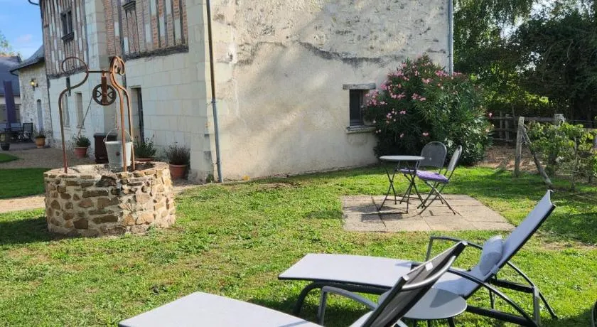 Chambre d'hôte de charme dans logis du XVe - Image 1