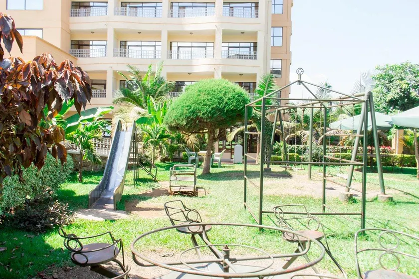 Roswam Hotel - Image 1
