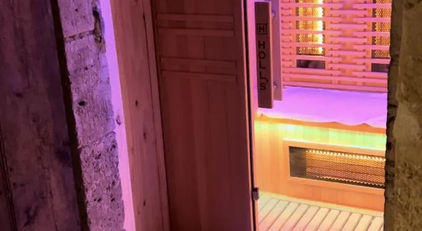 Gîte 4 étoiles - Sauna & Balnéo jacuzzi privatifs - Image 1