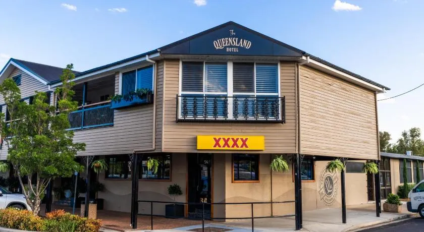 Queensland Hotel - Image 1