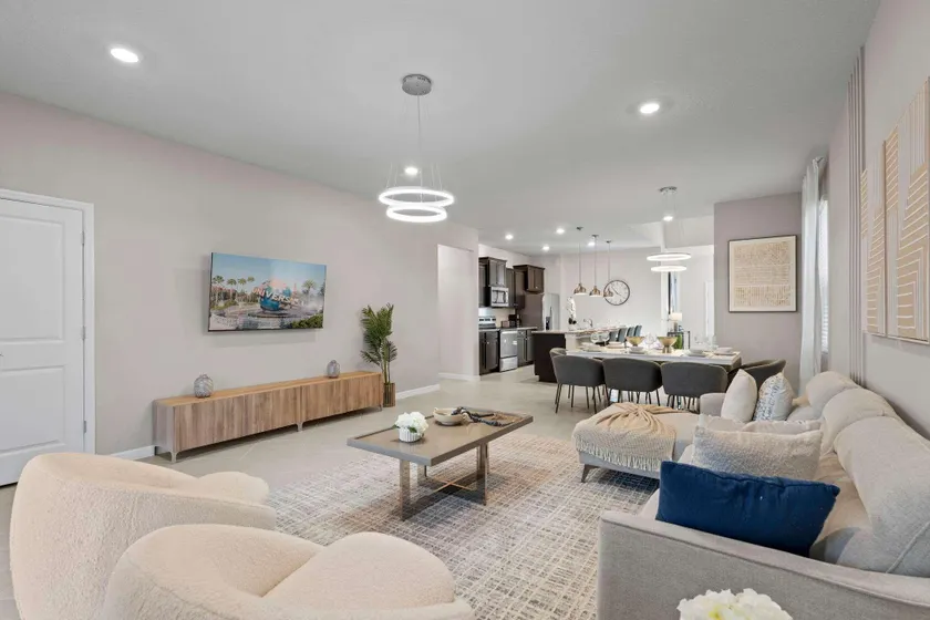 Chic 7Bed with private pool, theme bedrooms - Image 1