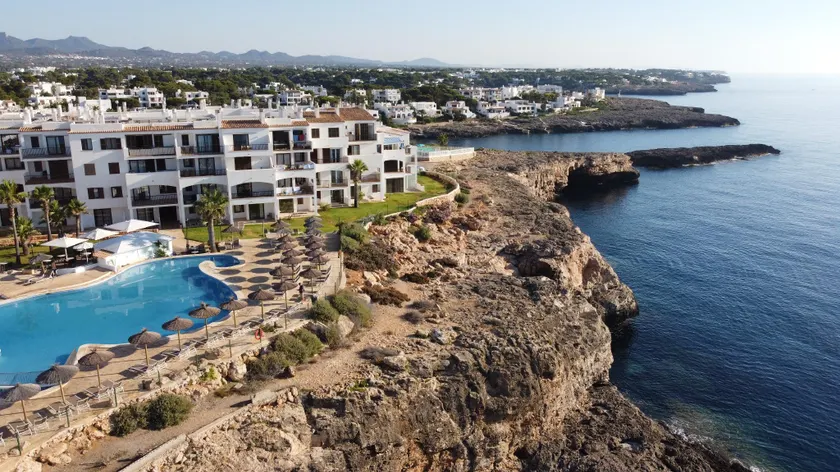 Alua Suites Las Rocas - Image 1