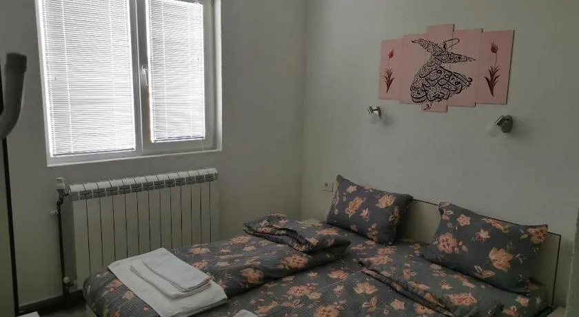 Diva Kompani Rooms - Image 1