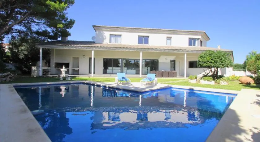 ARENDA Villa Perla - Image 1