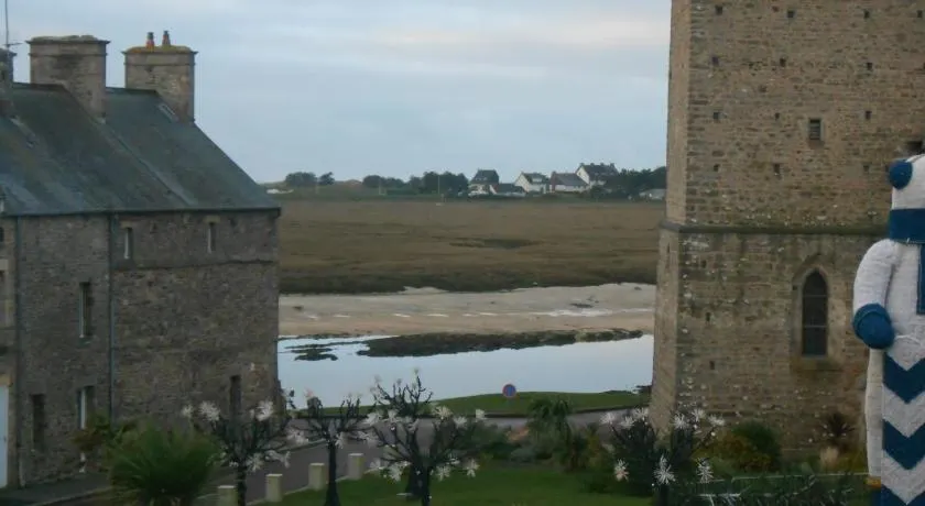 Petit nid douillet à Port-bail - Image 1