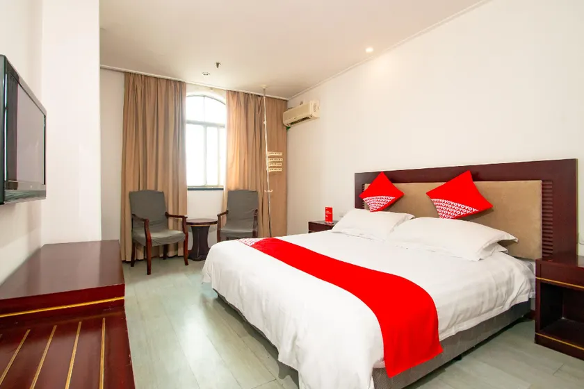 OYO Donggang e Home Hotel - Image 1