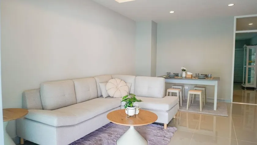 Donkaew minimalist townhouse - Image 1