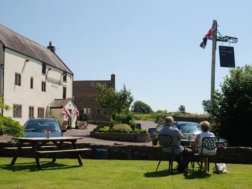 Holcombe Inn - Image 1