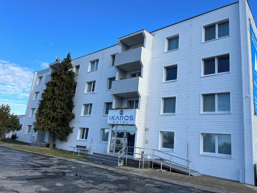 Ikaros Hotel Bratislava - Image 1