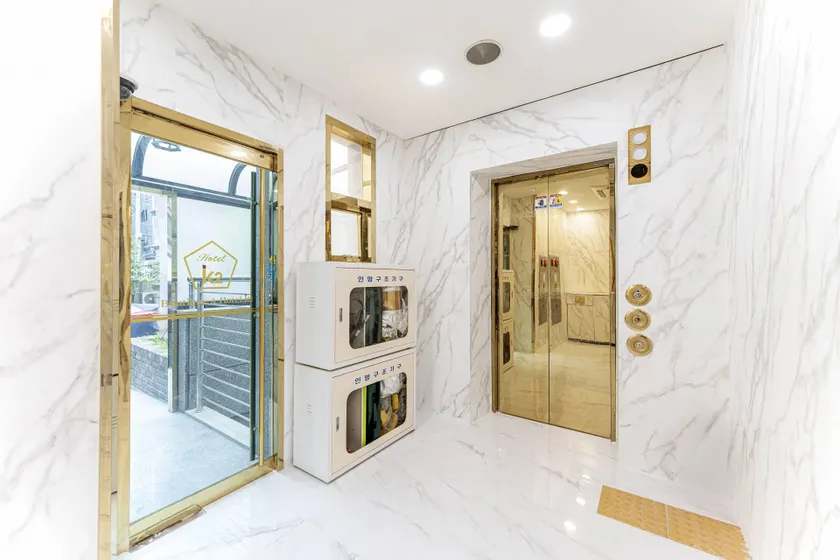Hassen Sillim K2 Hotel - Image 1