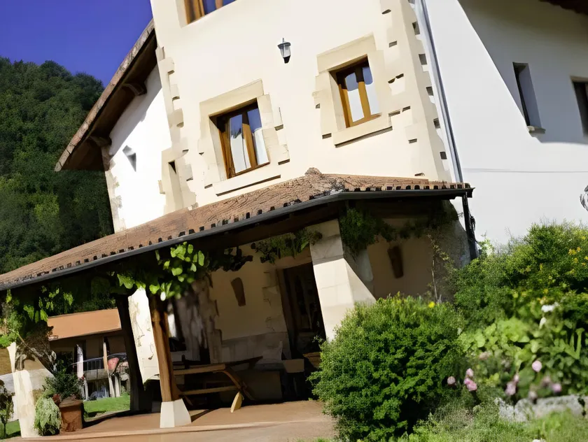 Posada El Hoyal - Image 1