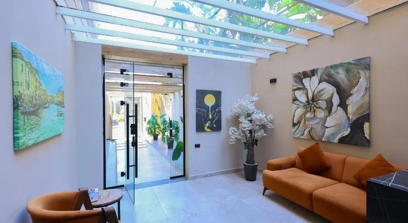 Elite Boutique Hotel - Image 1