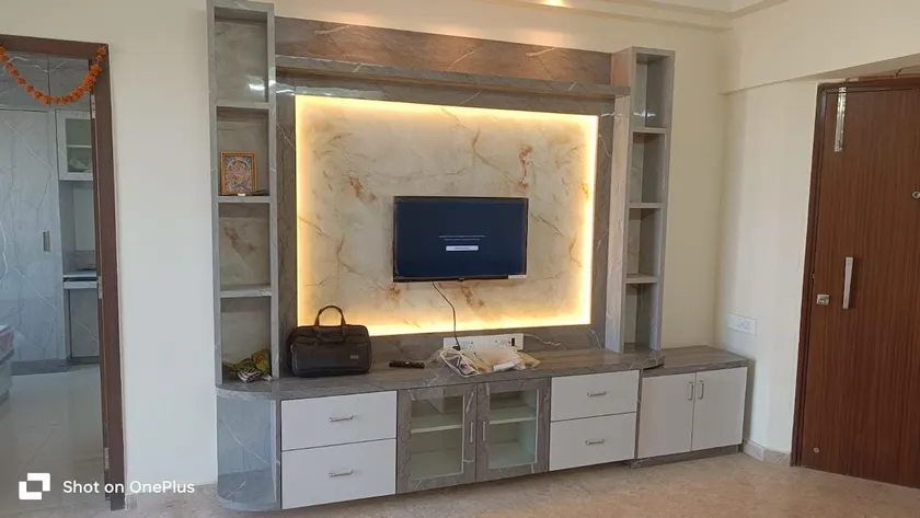Pixiestays| smart,Tv, AC, Wifi |1807 2BHK Malad - Image 1